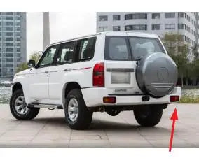 1 Piece Rear Bumper Lamp for Nissan Patrol Y61 Tail Bumper Light  for Y61 Rear Stop Parking Light GDDT Lamp with bulb