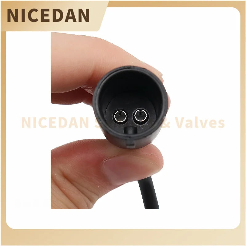 STC3385 Rear ABS Wheel Speed Sensor For Land Rover Range Rover Ii P38a New 1997-2002 Automobiles Spare Parts STC 3385