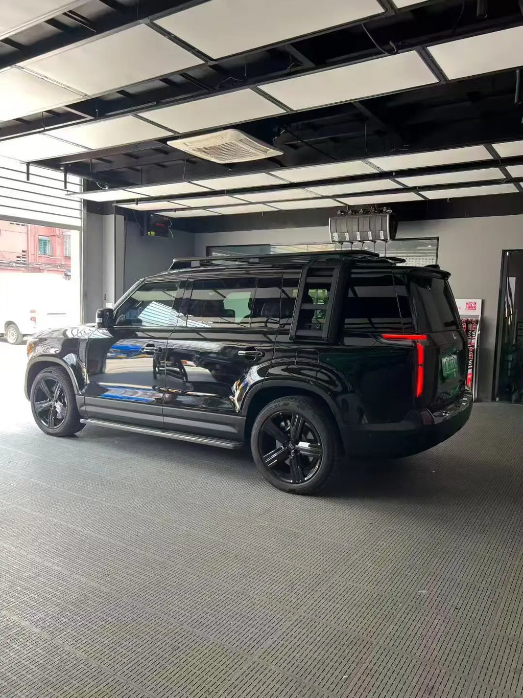 High Quality Offroad Parts Aluminum Roof Platform Aftermarket Black Roof Luggage for Rox 01