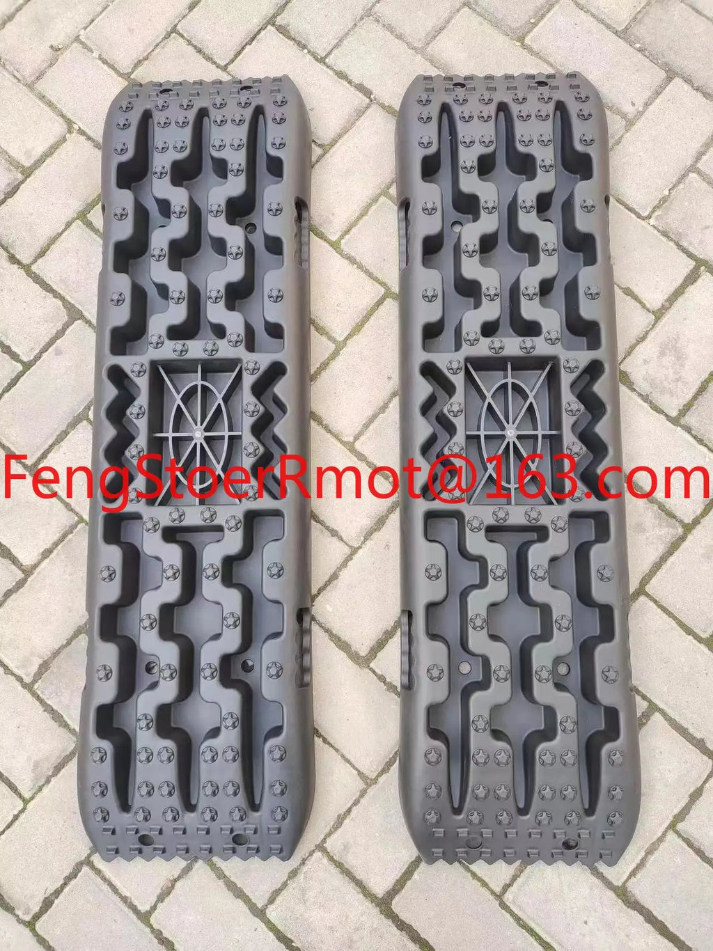 4X4 Recovery Traction Mats Recovery Traction Tracks Boards with Jack Lift Base for Off-Road Truck, Cars, Sand, Snow, Mud