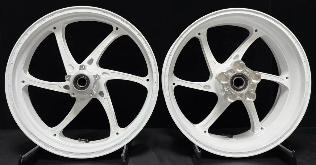 Suitable for Ducati Panigale V4 Streetfighter V4 2018-2025 Forged Aluminum Alloy Wheel Hubs - CNC Lightweight Performance Wheels