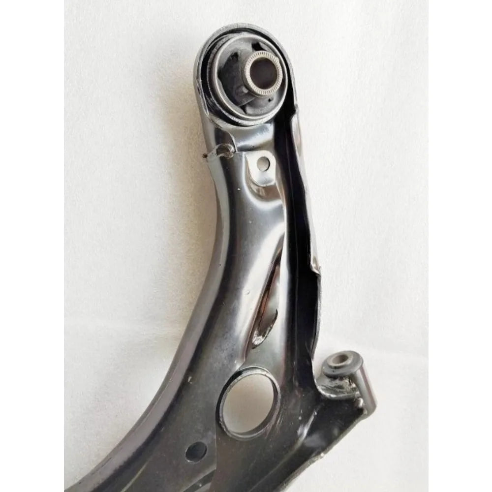 For Geely Vision X3 SC5 Automotive Parts Lower Control Arm Assembly Triangle Suspension with Ball Joint Left Right Brand New