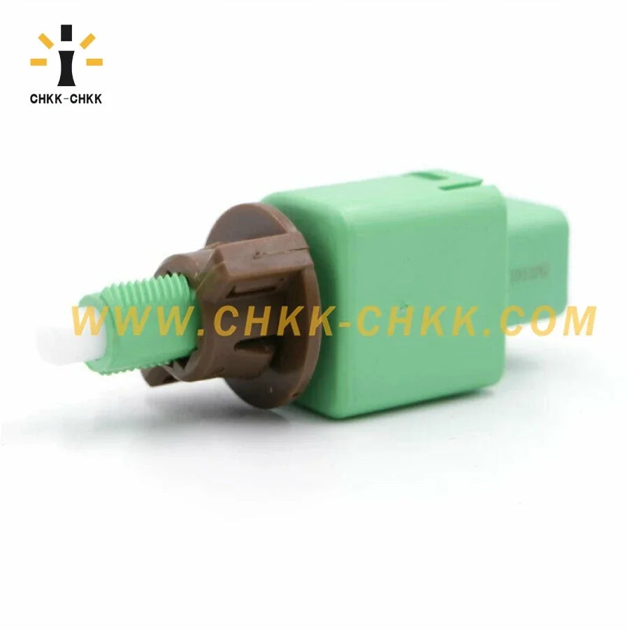 CHKK-CHKK 84340-69025 Brake Stop Light Switch for Toyota VITZ YARIS WISH PRIUS AVENSIS CAMRY RAV4 LAND CRUISER SIENNA 8434069025