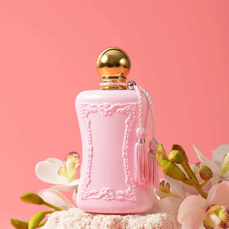 Il profumo ai feromoni "Floral and Fruity Goddess" ha un odore fresco, elegante, duraturo e leggero, adatto per appuntamenti e regali