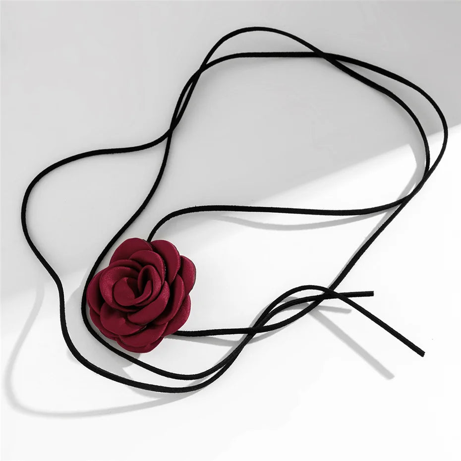 Collana girocollo con catena alla clavicola in corda regolabile in stile gotico romantico a forma di rosa grande, per donne e ragazze, accessori Y2K, stile coreano