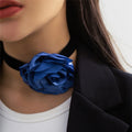 Collana girocollo con catena alla clavicola in corda regolabile in stile gotico romantico a forma di rosa grande, per donne e ragazze, accessori Y2K, stile coreano