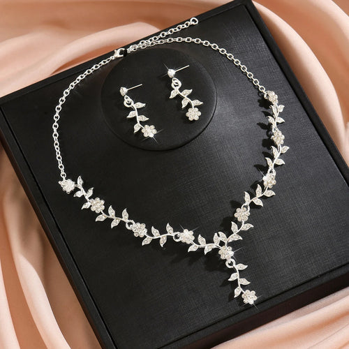 3-delige Damesmode Bloemenketting Oorbellen Sieradenset Geschikt voor Bruiloft, Feest, Festivalgeschenken