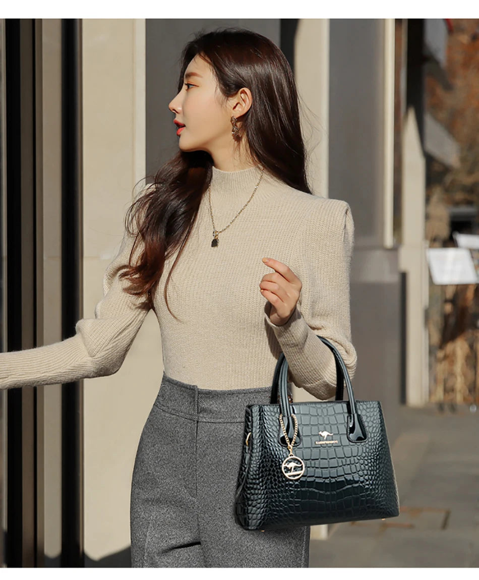 Borsa Tote in Pelle Verniciata con Motivo Coccodrillo per Donna, Borsa a Tracolla di Lusso di Design 2024 per Donna