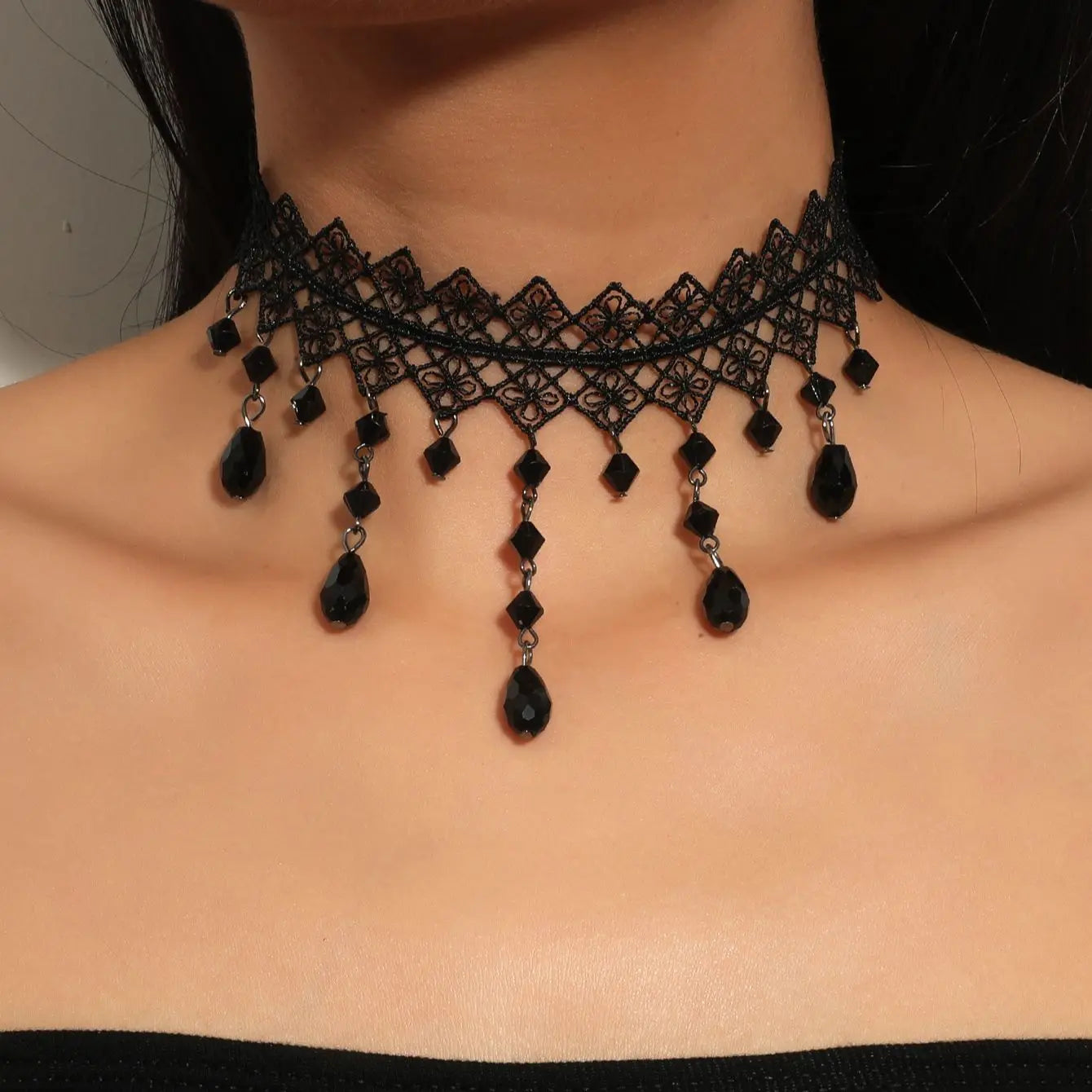 1 St. Dames Prachtige Zwarte Kant Kristal Kleur Bloem Ketting Strand Reizen Vakantie Mode Klassieke Gepersonaliseerde SieradenAvondkleding