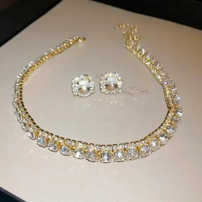 Set di collana e orecchini da donna decorati con strass, gioielli alla moda, accessori eleganti per feste e per decorare il tuo abbigliamento quotidiano