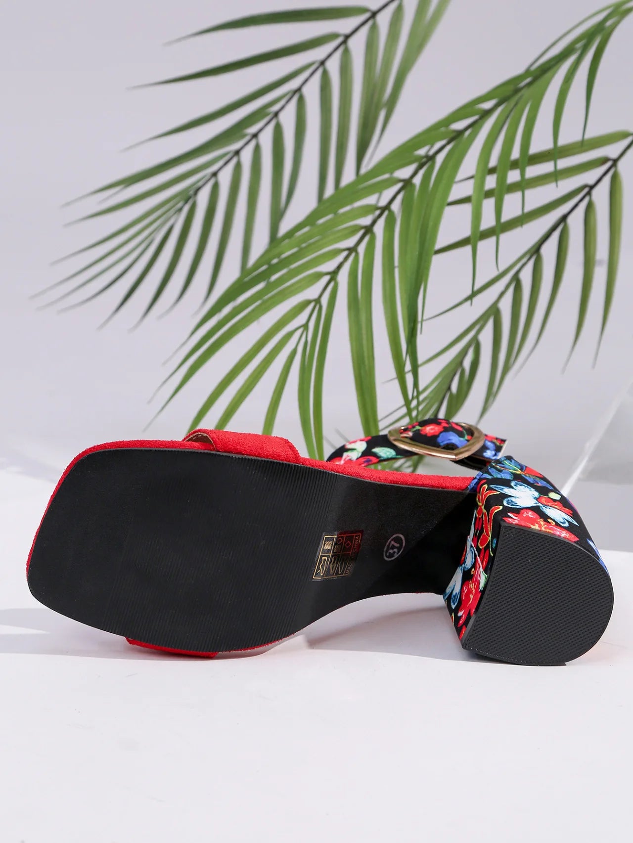 Sandali da donna alla moda con cinturino largo, comodi, morbidi, con tacco alto, aperti in punta, estivi, con tacco spesso, stile casual semplice, in velluto