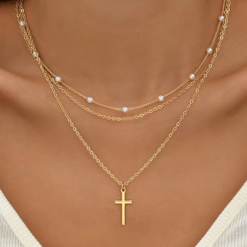 LATS Collane con Ciondolo a Cuore d'Amore a Croce in Perle Multistrato per Donna Colore Oro Moda Catena Clavicola Tendenza Gioielli 2024