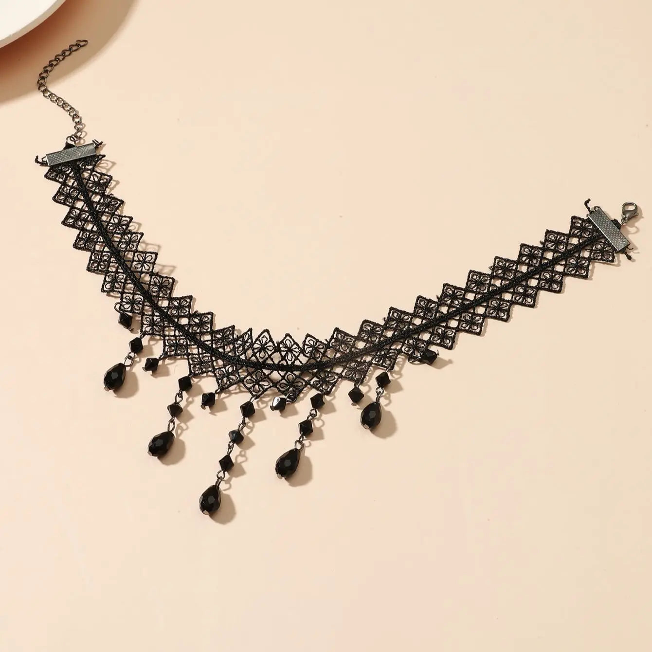 1 St. Dames Prachtige Zwarte Kant Kristal Kleur Bloem Ketting Strand Reizen Vakantie Mode Klassieke Gepersonaliseerde SieradenAvondkleding