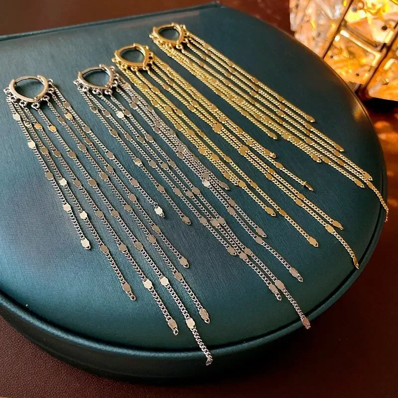 Orecchini pendenti da donna con strass a nappa lunga e catene, colore oro, orecchini pendenti delicati con ciondoli, gioielli di moda