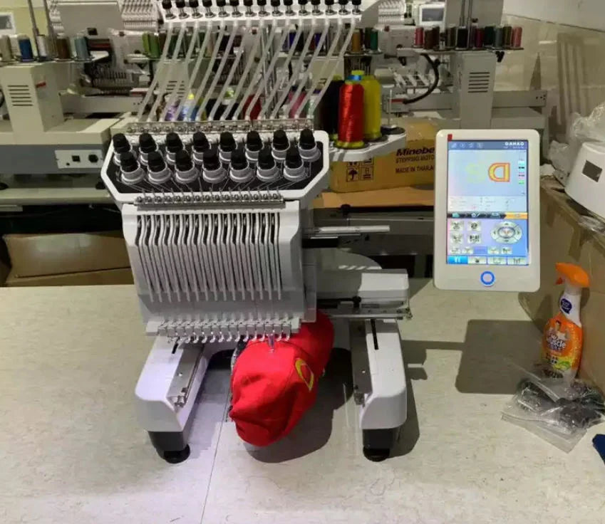 Macchina da ricamo computerizzata a testa singola CP-3620 a 12 aghi per cappelli