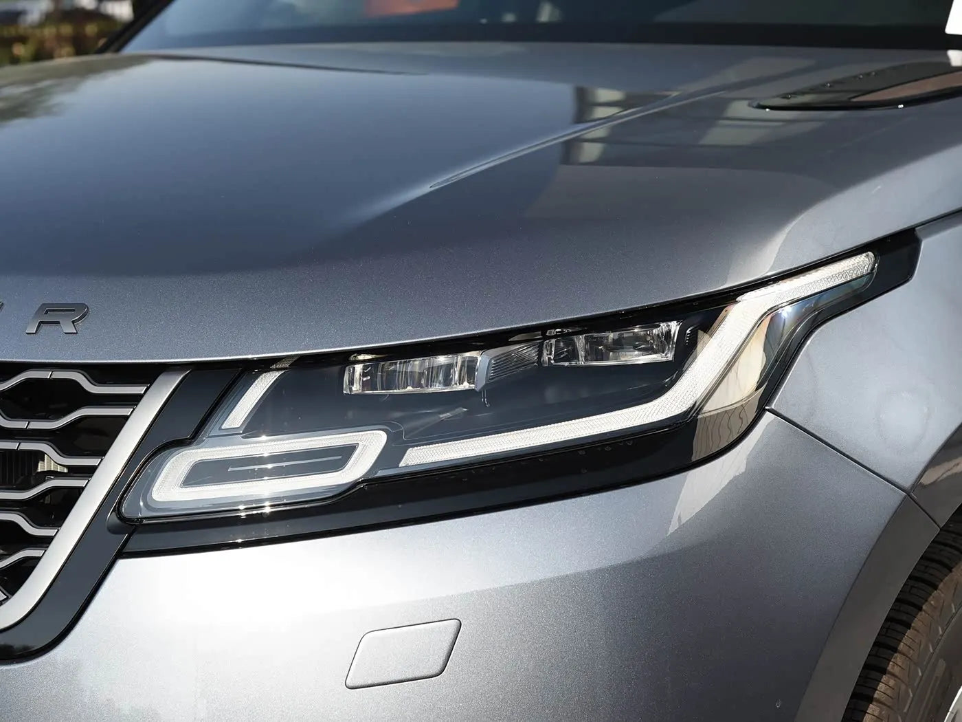 For Land Rover Range Rover Velar 2017 2018 2019 2020 Headlamps Plastic Cover Lampshade Headlight Shade Headlamp Shell Lamp Shade