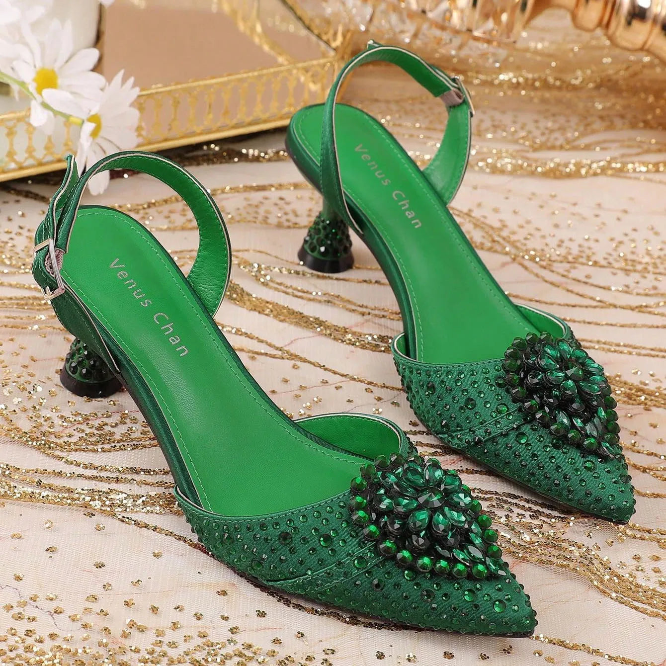 2025 Groene High Heels voor Dames - Italië-Geïnspireerd Strass Puntige Neus Ontwerp voor Schitterende Feesten | Ook in Grote Maten Verkrijgbaar