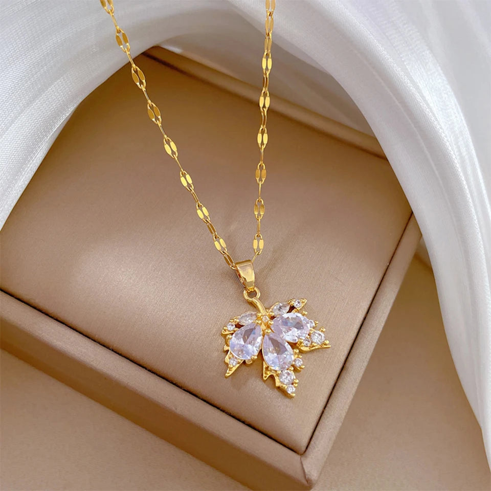 ZAKOL Collana Classica Color Oro in Acciaio Inossidabile da Donna Collane con Pendente a Cuore Geometrico in Zircone Brillante Gioielli Regalo