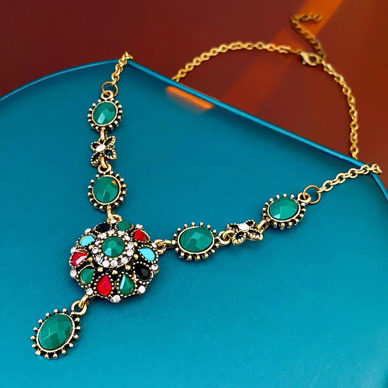 Collane da Donna Colorate con Strass a Goccia Rotonde a Fiore, Catene Girocollo Vintage Raffinate, Gioielli Estetici Delicati, Vendita all'Ingrosso