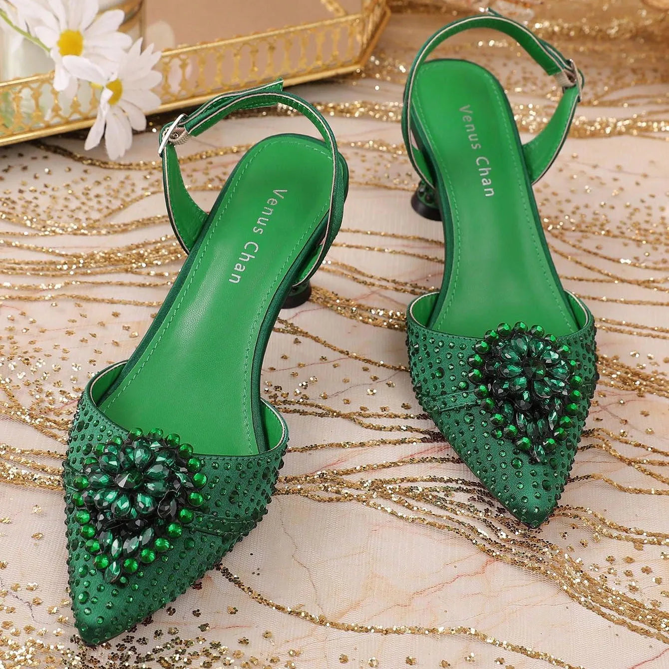 2025 Groene High Heels voor Dames - Italië-Geïnspireerd Strass Puntige Neus Ontwerp voor Schitterende Feesten | Ook in Grote Maten Verkrijgbaar