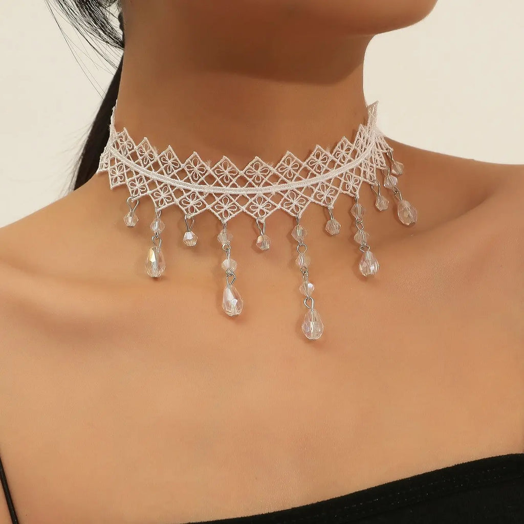 1 St. Dames Prachtige Zwarte Kant Kristal Kleur Bloem Ketting Strand Reizen Vakantie Mode Klassieke Gepersonaliseerde SieradenAvondkleding