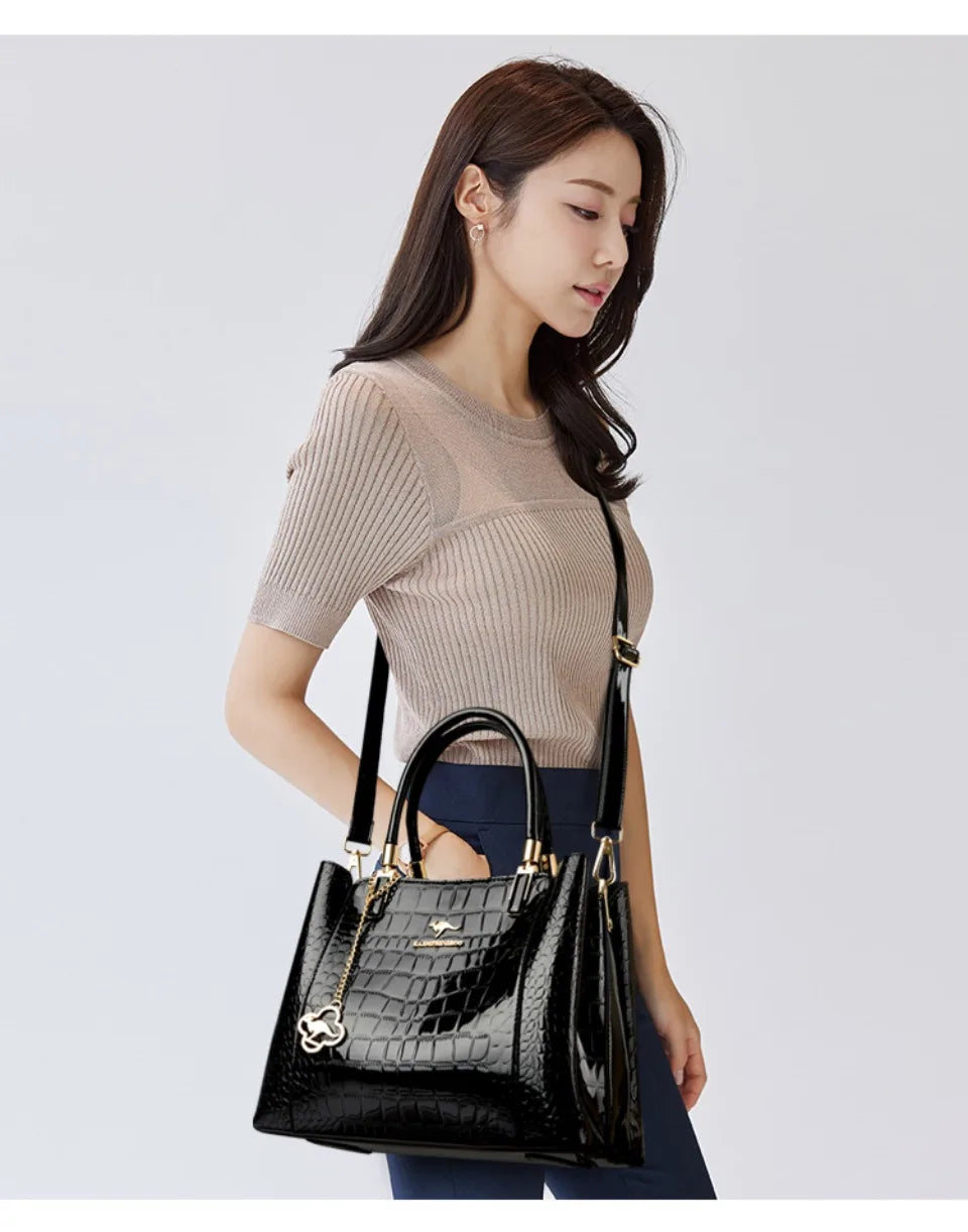 KAIDIFEINIROO Borsa a tracolla casual con marchio Kangaroo in pelle PU ad olio Borsa a mano da donna Borsa a tracolla a grande capacità a tre strati