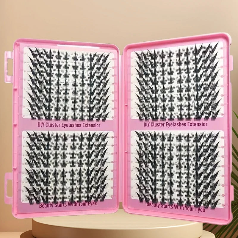 320 clusters of high-capacity nine-tailed rabbit fur eyelashes with supernatural rabbit fur effect. These eyelashes are reusable