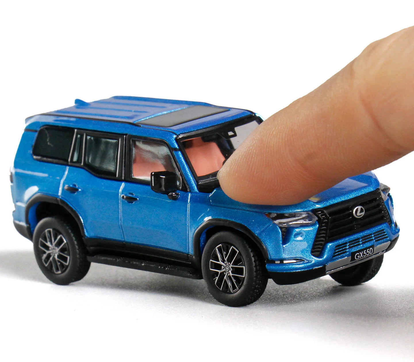 1:64 Lexus GX550 Off-road SUV Alloy Diecast Car Model Static Mini Metal Vehicle Replica Collectible Toy For Car Fans Desk Decor