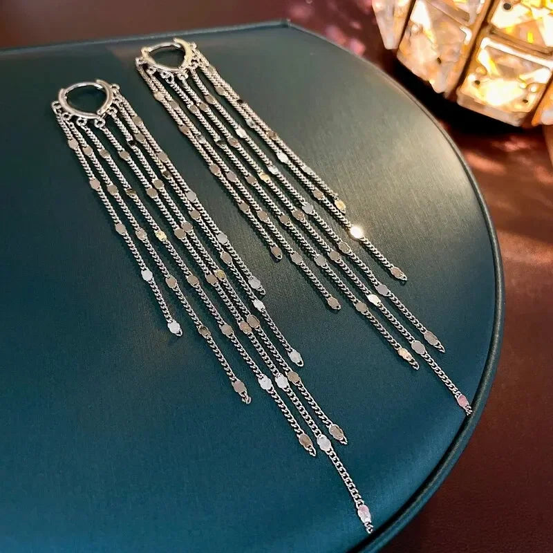 Orecchini pendenti da donna con strass a nappa lunga e catene, colore oro, orecchini pendenti delicati con ciondoli, gioielli di moda