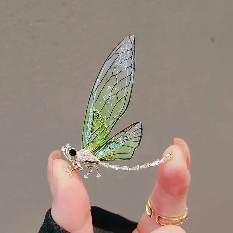Spille in acrilico trendy da fata elfo farfalla libellula da donna e ragazza, gioielli multicolore in plastica a forma di insetto per feste di compleanno e uso quotidiano