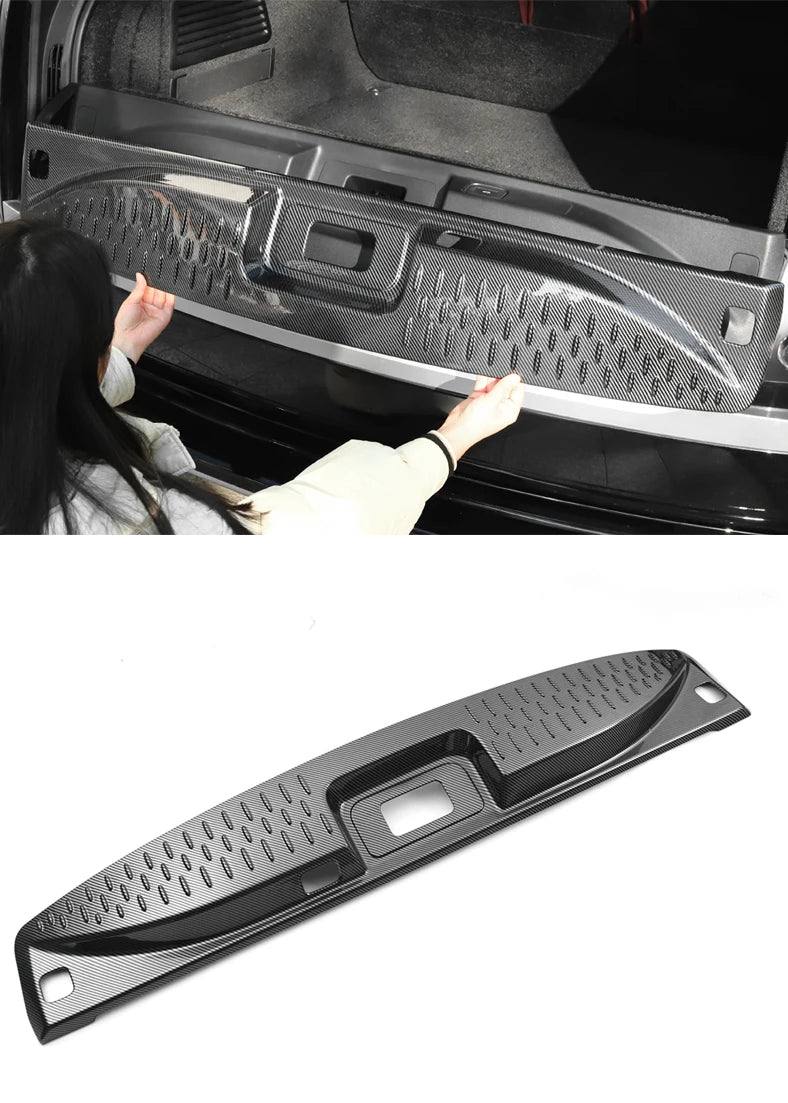 For Land Rover Range Rover 2023-2026 Car L460 Vogue Rear Trunk Bumper Scuff Sill Protector Plate Guard Plate Accessories