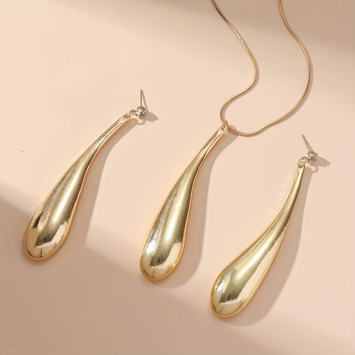 Set di Collana e Orecchini Feng Shui Punk Minimalista, Gioielli da Donna con Strass, per Occasioni Quotidiane e Festività, 3 Pezzi