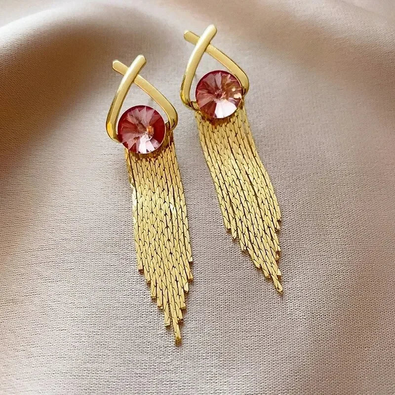 Orecchini pendenti da donna con strass a nappa lunga e catene, colore oro, orecchini pendenti delicati con ciondoli, gioielli di moda