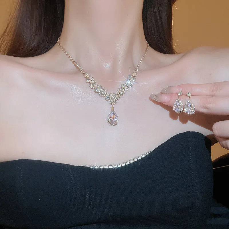 Collana con strass lucidi e orecchini a goccia grandi per donna, Set di gioielli da sposa per abiti da sera
