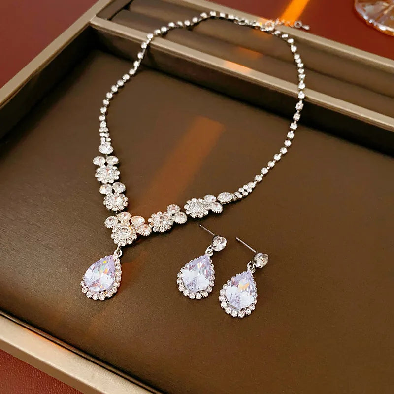 Ingelegde Rode Strass Ketting Oorbellenset Voor Vrouwen Licht Luxe Waterdruppel Choker Ketting Bruids Feest Juwelensets
