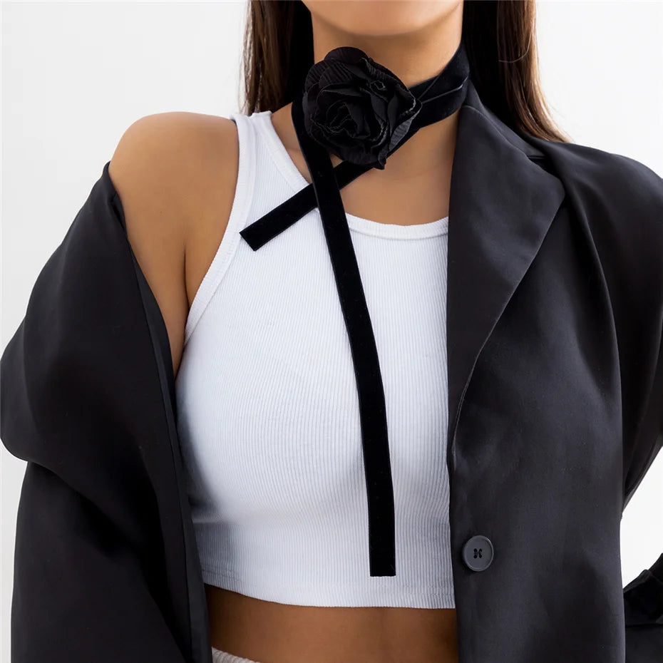 Collana girocollo con catena alla clavicola in corda regolabile in stile gotico romantico a forma di rosa grande, per donne e ragazze, accessori Y2K, stile coreano
