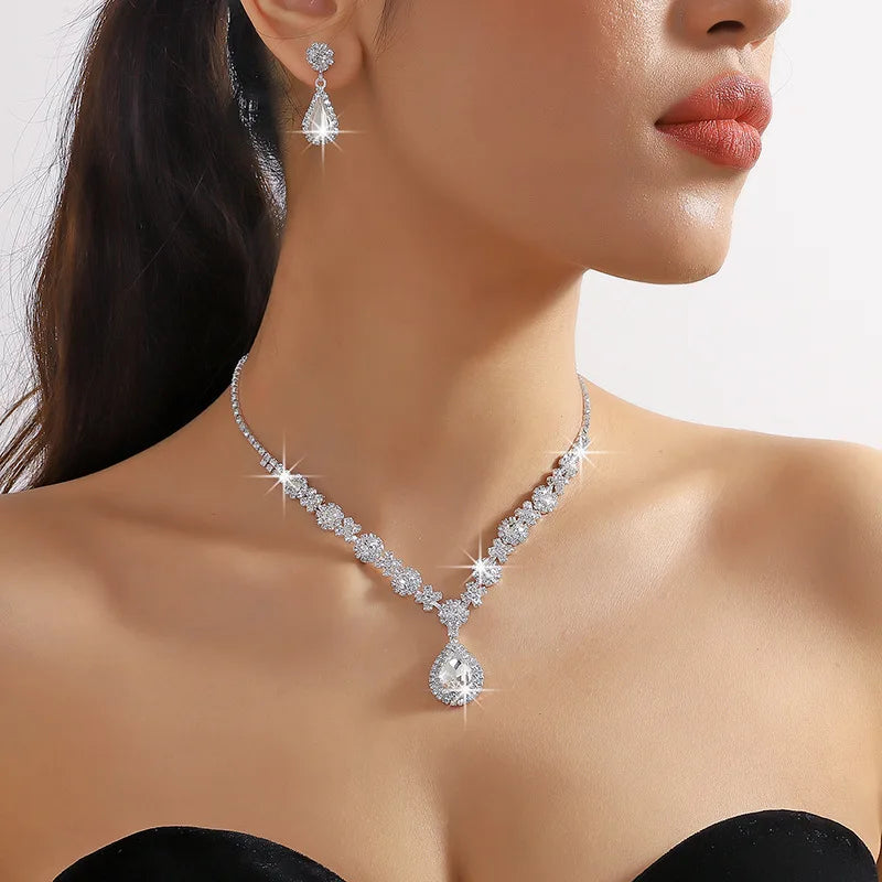 Set di 3 collane a goccia di cristallo da donna con orecchini per abito da sera da sposa