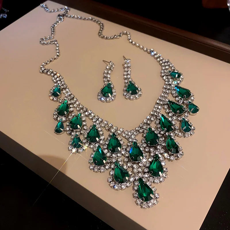 Ingelegde Rode Strass Ketting Oorbellenset Voor Vrouwen Licht Luxe Waterdruppel Choker Ketting Bruids Feest Juwelensets