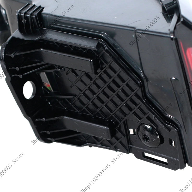 For Land Rover Range Rover Velar 2017-2023 Auto Parts LED Tail Light Assembly Turn Signal Brake Light Rear Bumper Light LR111106