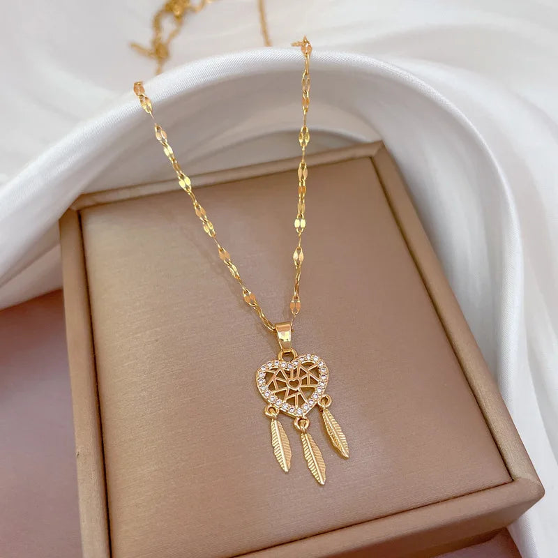 ZAKOL Klassieke Goudkleurige Roestvrijstalen Ketting voor Dames Glanzende Zirkoon Geometrische Hart Hanger Kettingen Sieraden Cadeau