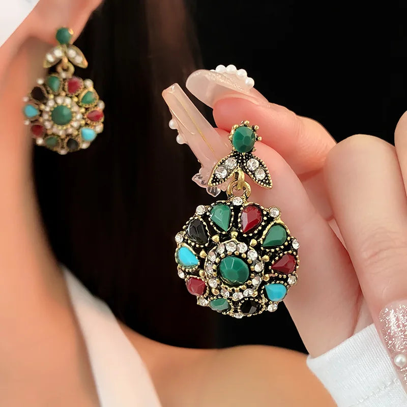 Collane da Donna Colorate con Strass a Goccia Rotonde a Fiore, Catene Girocollo Vintage Raffinate, Gioielli Estetici Delicati, Vendita all'Ingrosso