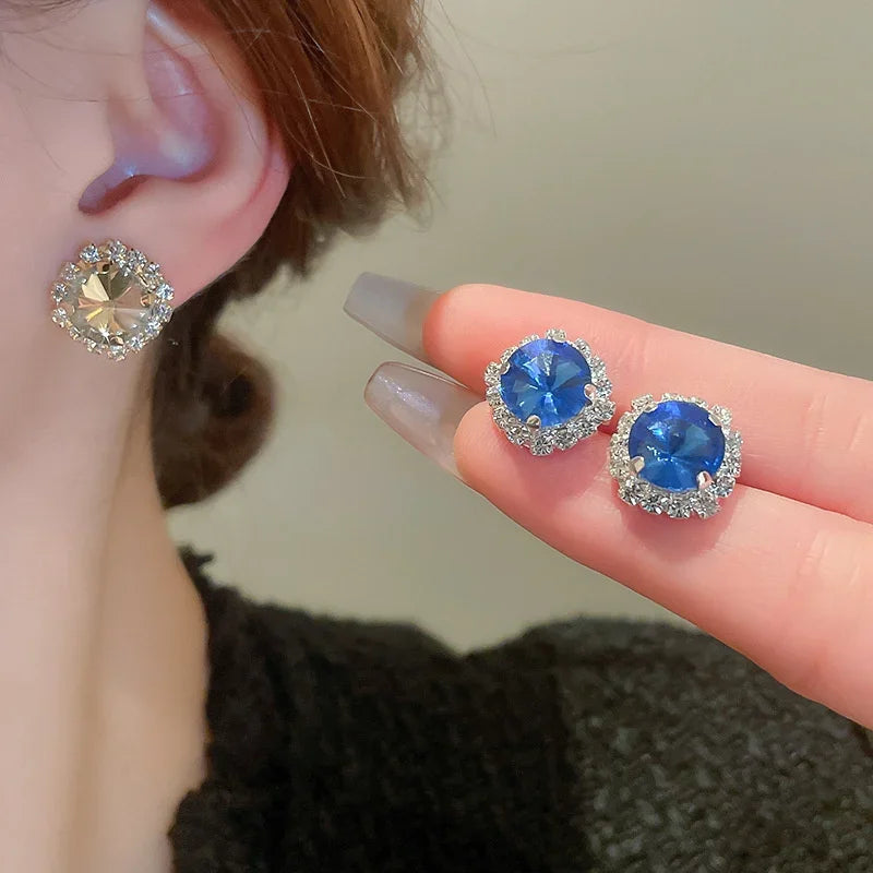 Set di collana e orecchini da donna decorati con strass, gioielli alla moda, accessori eleganti per feste e per decorare il tuo abbigliamento quotidiano