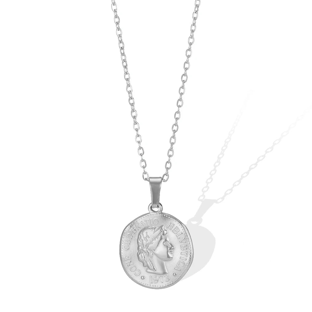Zircon Hart Kruis Kettingen voor Vrouwen Vintage Geometrisch Omringd door Ranken Choker Ketting Esthetische Mode Sieraden Cadeau 2026