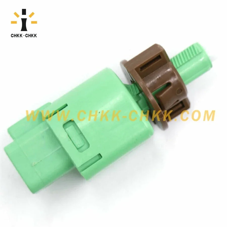 CHKK-CHKK 84340-69025 Brake Stop Light Switch for Toyota VITZ YARIS WISH PRIUS AVENSIS CAMRY RAV4 LAND CRUISER SIENNA 8434069025