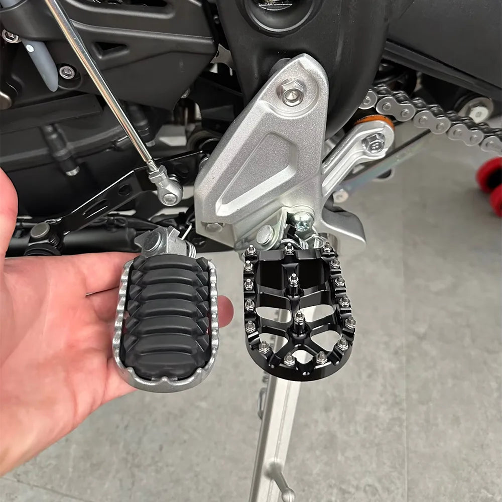 Motorcycle Foot Pegs Rest Pedal Footrest Footpegs For YAMAHA Tenere 700 T7 T700 RALLY World Raid XTZ700 XTZ 700 XT Accessories