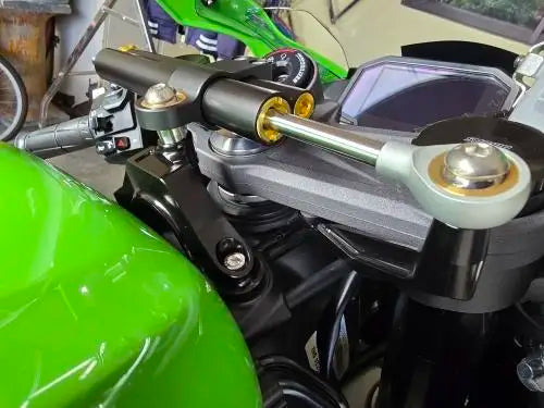 Motorcycle Accessories Steering Stabilizer Damper Bracket Mount For Kawasaki Ninja ZX-6R 636 ZX 6R ZX6R 2013-2025