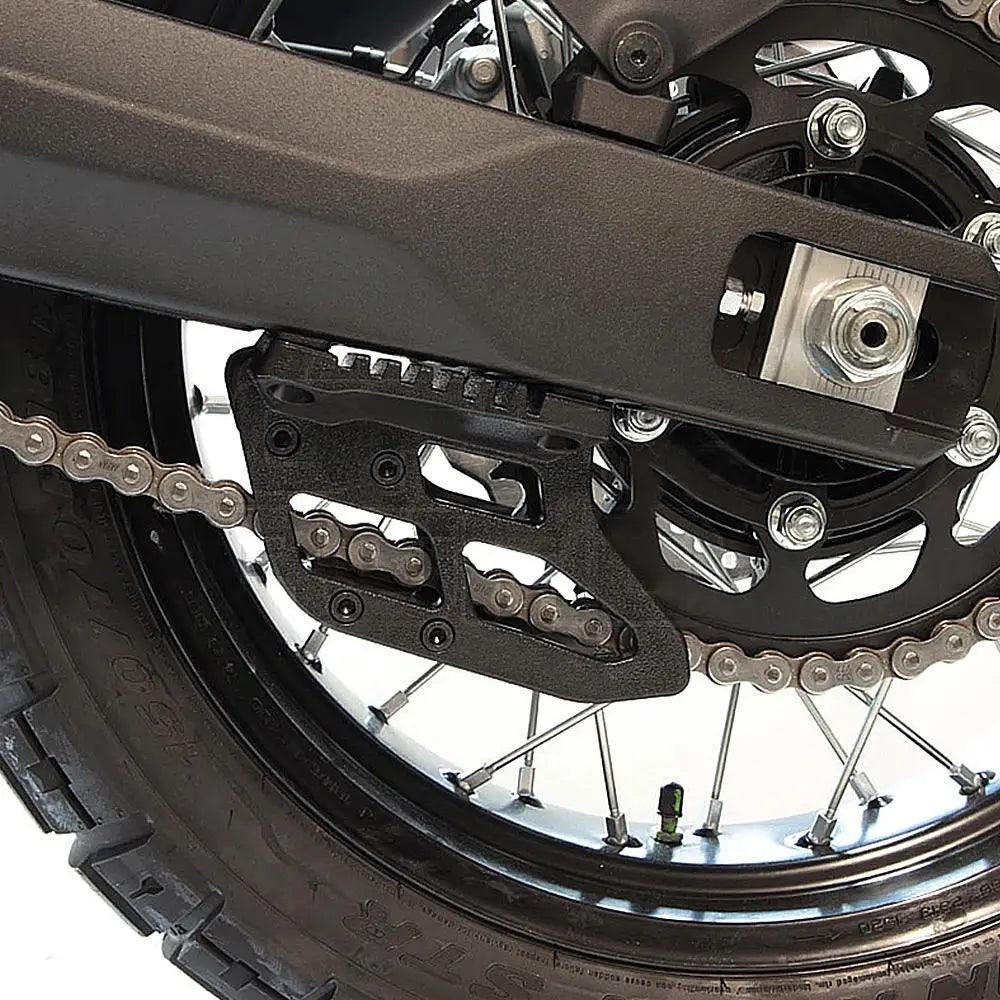 Chain Guide Pulley For YAMAHA Tenere 700 TENERE700 XTZ XT700Z T7 2022 Chains Stabilizer Chainring Protector Plate Guard Cover