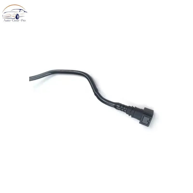 OE LR035629 قطع غيار السيارات أنبوب ماء الغلاية المساعدة خرطوم خزان التمدد إلى الرادياتير لسيارات لاند روفر رينج روفر 2013