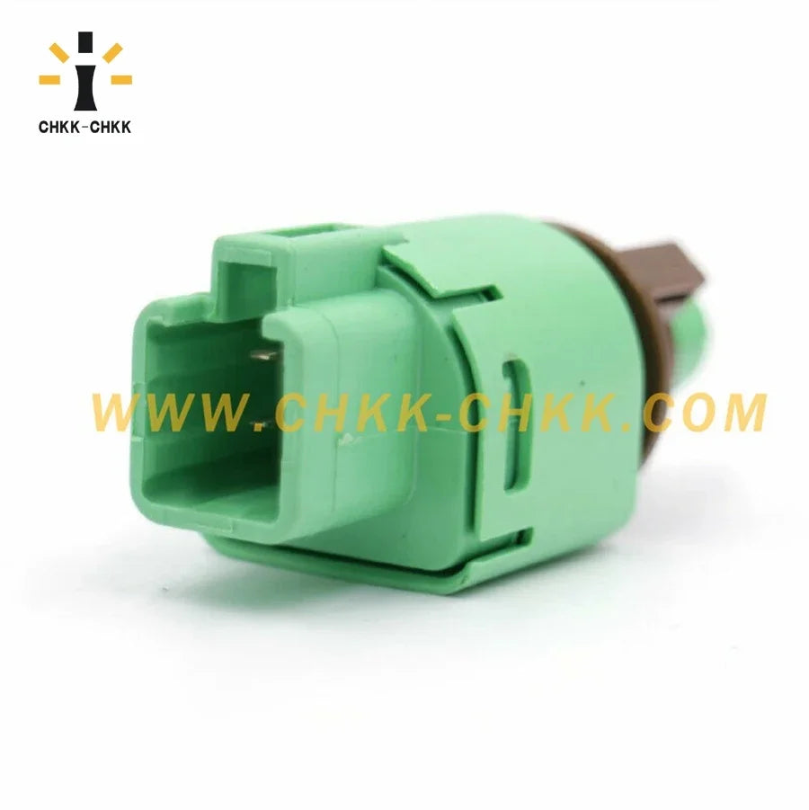 CHKK-CHKK 84340-69025 Brake Stop Light Switch for Toyota VITZ YARIS WISH PRIUS AVENSIS CAMRY RAV4 LAND CRUISER SIENNA 8434069025