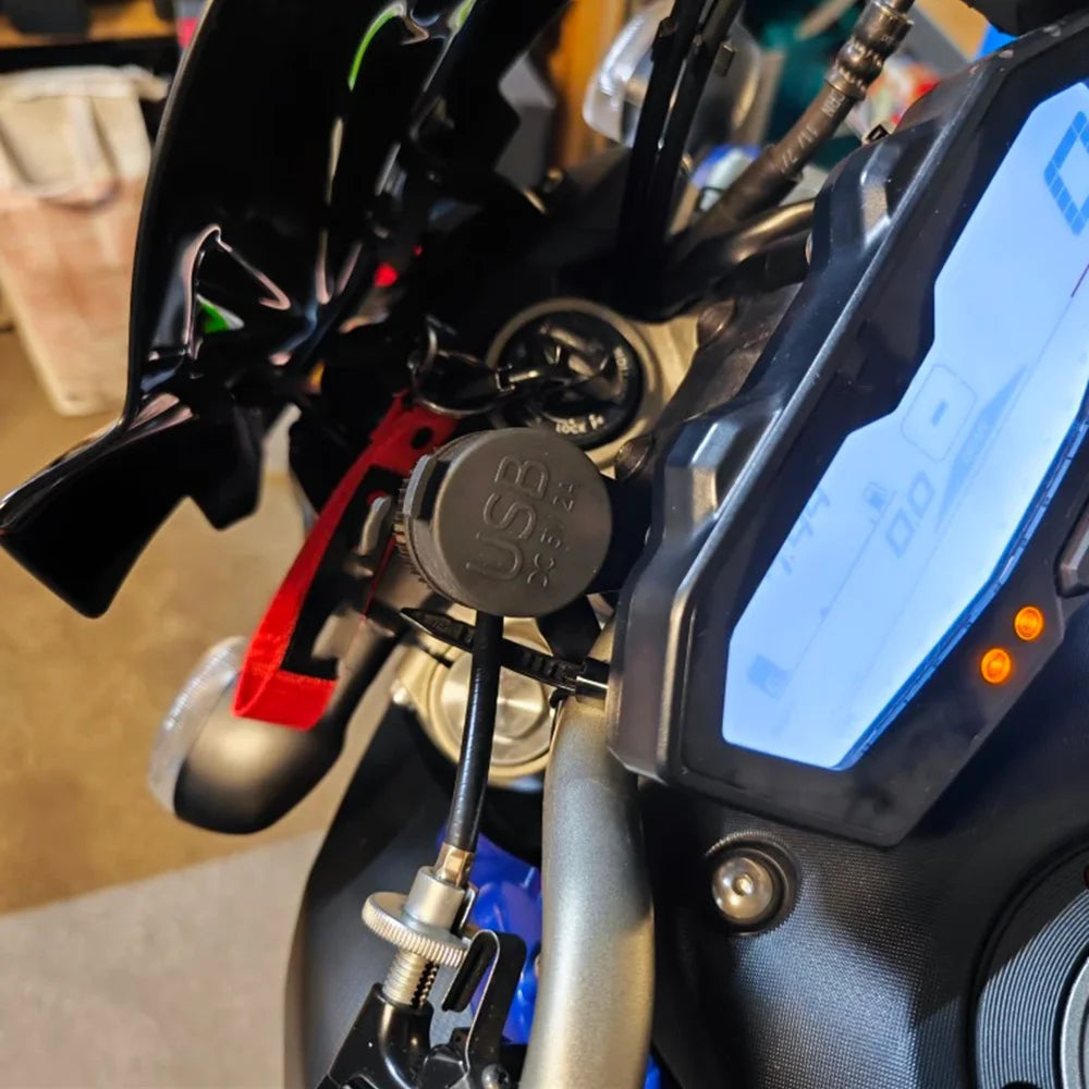 Motorcycle Double USB Socket For Yamaha MT-07 MT-09 SP Tracer 900 FZ-09 FZ-07 Tracer XSR 700 12V DV Outlet Converter USB Adapter
